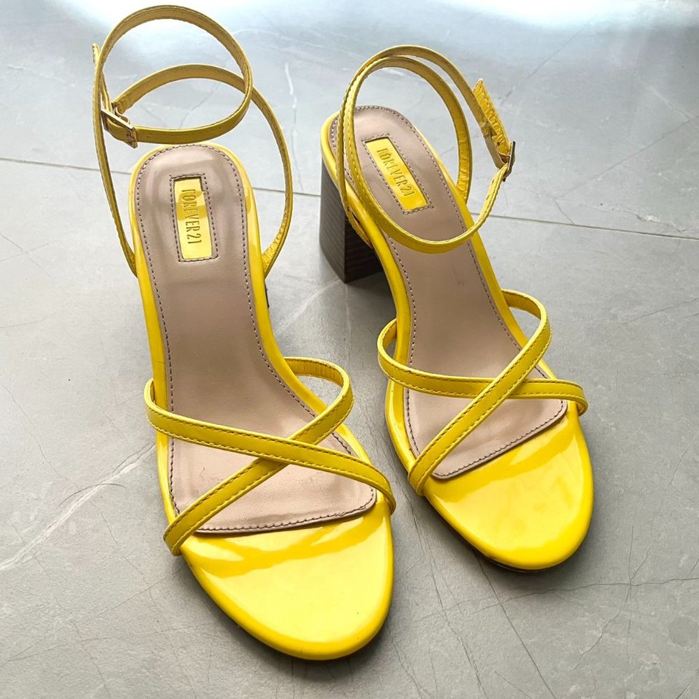 FOREVER 21 Yellow Pump Sandals